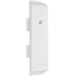 Точка доступа Ubiquiti NanoStation M5